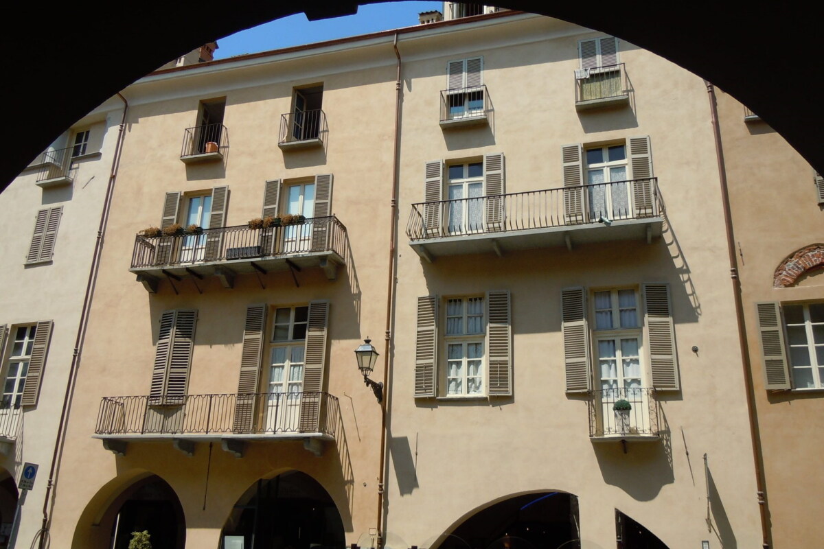 Cuneo via roma 9
